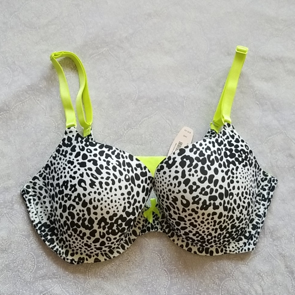 Victoria secret! Leopard print